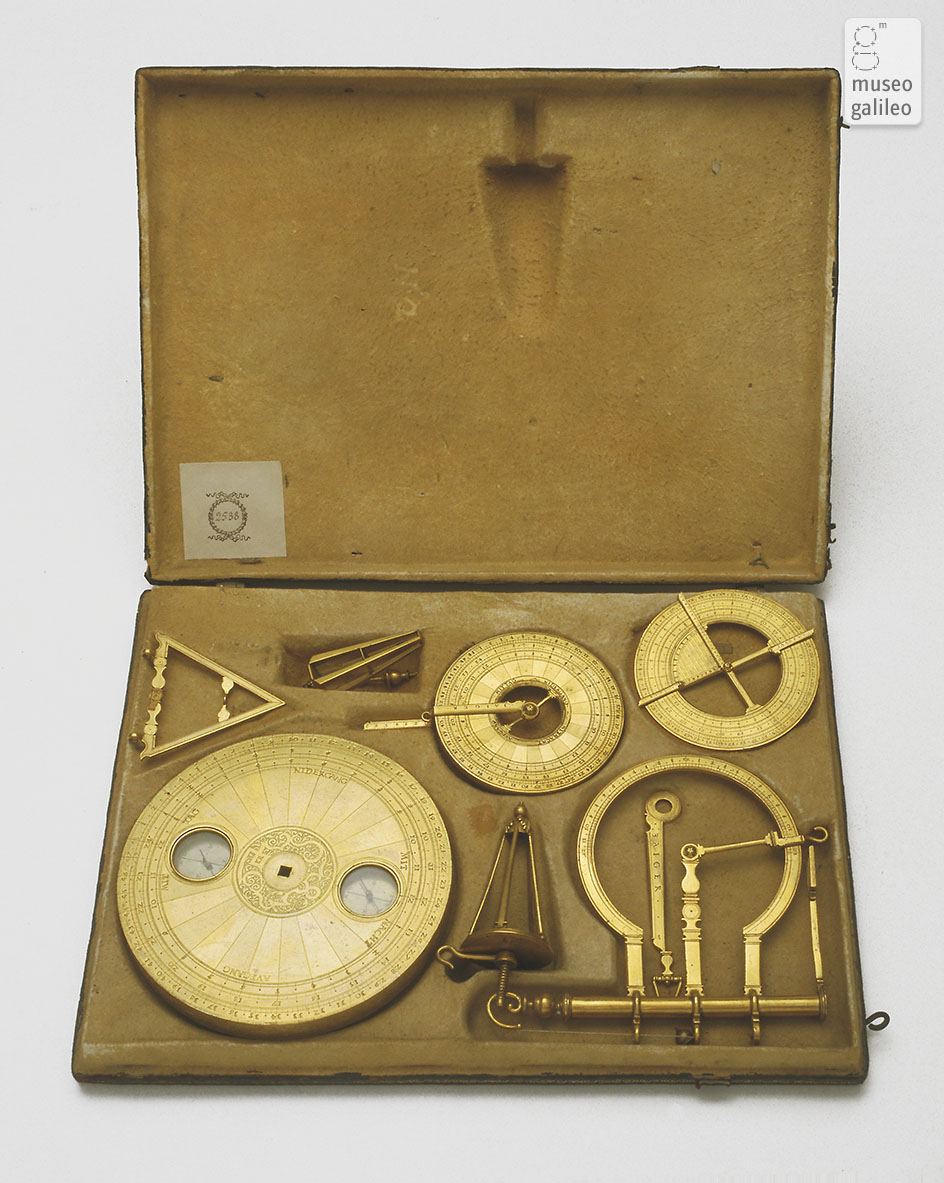 Box of mining instruments (Inv. 2538)