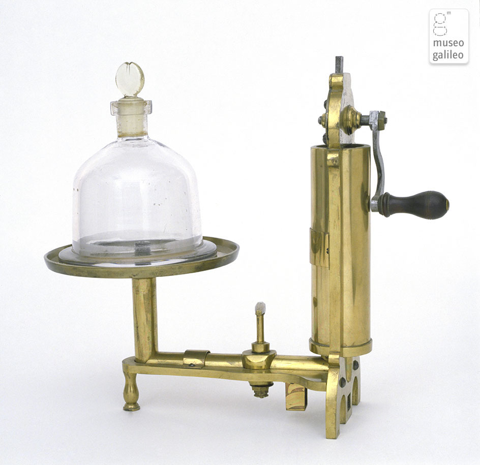Small single-barrel air pump (Inv. 831)