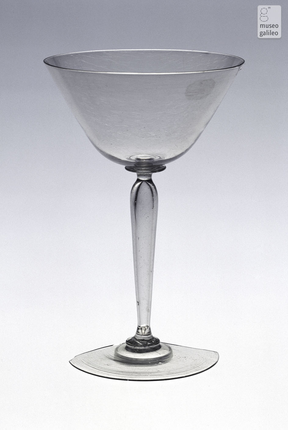 Chalice glass (Inv. 3905)