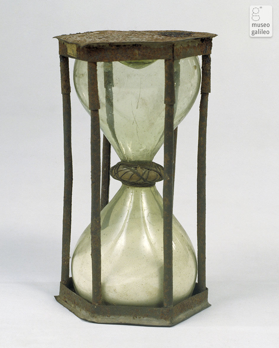 Hourglass (Inv. 138)